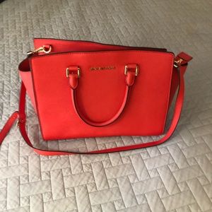 Michael Kors Selma Tote